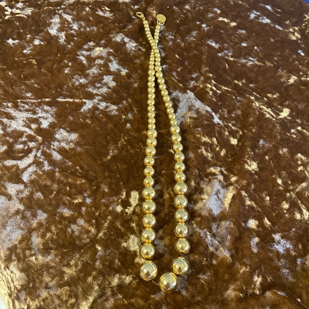 Anne Klein gold tone necklace with graduated beads